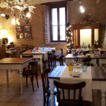 Osteria Via Leopardi inside