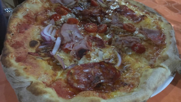 Pizzeria L'aurora food