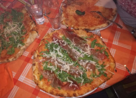 Pizzeria L'aurora food