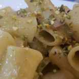 L'arte Della Pizza Da Salvatore food