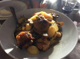 L'arte Della Pizza Da Salvatore food