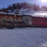 Rifugio Terre Rosse outside