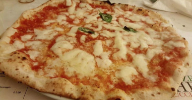 Pizzeria Michele Via Martucci food
