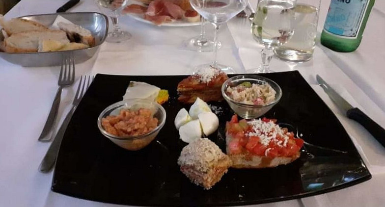 Il Pettirosso Comida