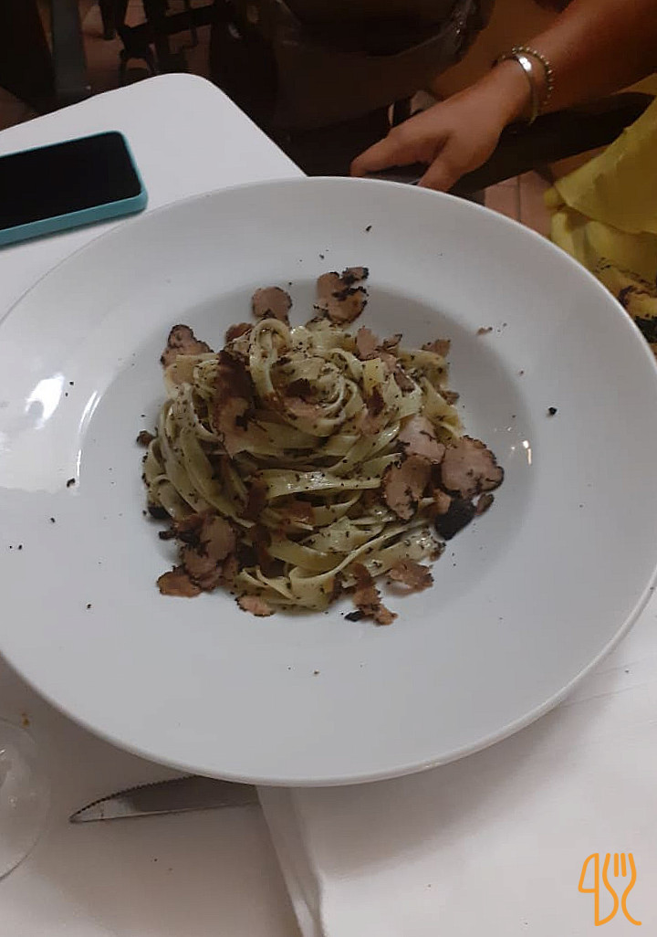 Il Pettirosso Comida