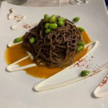 D'istinto Nourriture