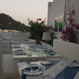 Iki Capri Exterior