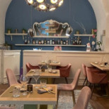 Retroscena À l'intérieur