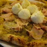 Bella Vita Birreria Pizzeria food
