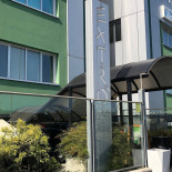 Extro Grill Cafe Extérieur