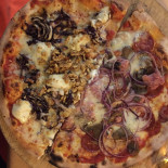 Pizzeria Trattoria La Lumiere Comida