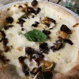 Tipiko - Pizzeria Nourriture