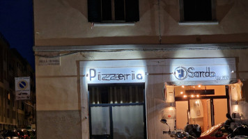 Pizzeria Sarda outside