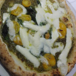 Mr. White Pizza Love Comida
