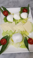 Villa Nuovo Territorio food