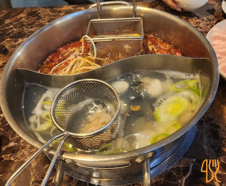 Sina Hot Pot Essen