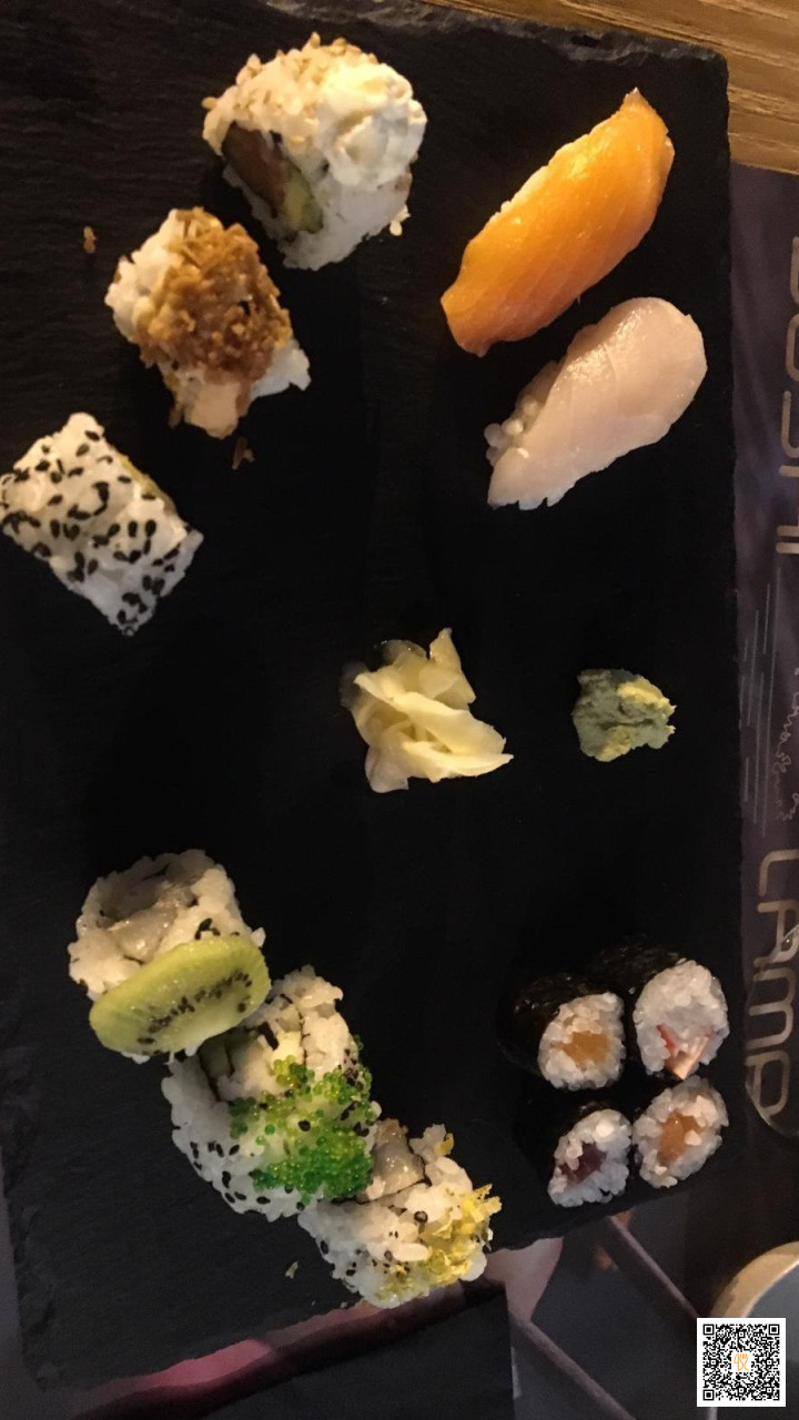 Sushi Lamp Carta