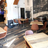 Epassachi À l'intérieur