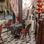 Epassachi À l'intérieur