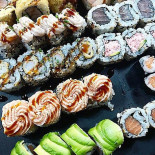 Deba Sushi Comida