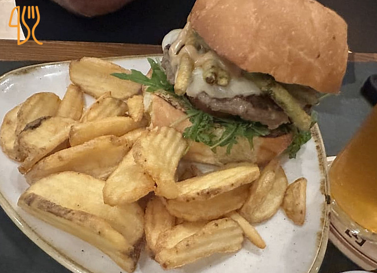 B Corner Best Beer Burger House Nourriture