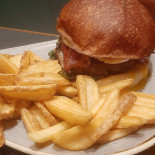 B Corner Best Beer Burger House Nourriture