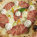 Pucci E Manella Comida