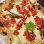 Pucci E Manella Comida