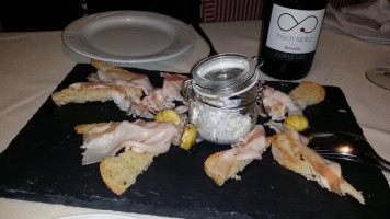 All'antico Graspo D'uva food