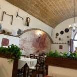 Trattoria La Grotta À l'intérieur