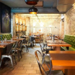Bakaro Osteria Co. Dentro