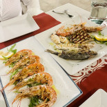 Villa Adua Comida