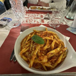 Villa Adua Comida