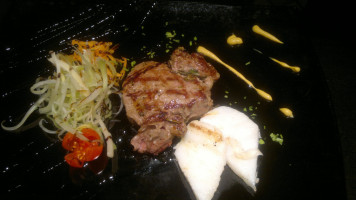 Al Canton Dei Artisti food