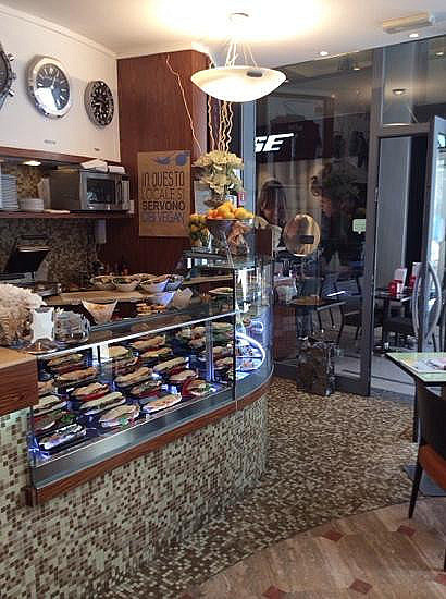 Twin's Caffè À l'intérieur