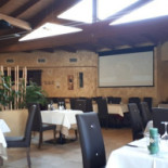 Ai Thebris À l'intérieur
