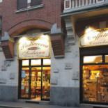 Caffe Vittoria Exterior