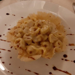 Le Ville Modena Comida