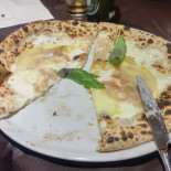 Gioja's food
