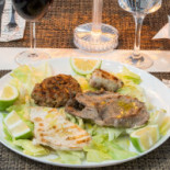 Lux Lounge Comida