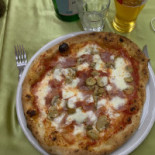 La Pizzeria Comida