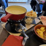 Saint-vout Cafe Oenotheque Fromagerie Et Produits Du Terroir drink