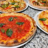 Pizzeria Bistrot Cafe Bellini Comida