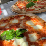 Pizzeria Aumm Aumm Nourriture