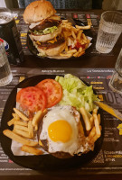 Almus 497 Pinseria Hamburgeria Ex Siesta) food