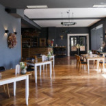 Primavera inside
