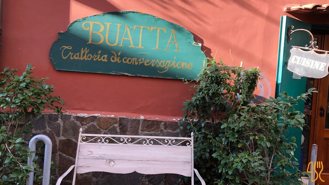 Buatta Exterior