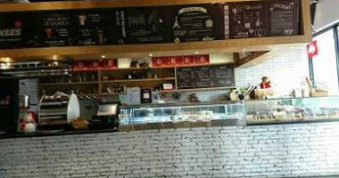 Gelateria Soft Co outside