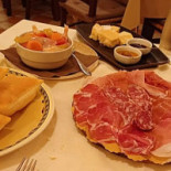 Gallo D'oro Comida