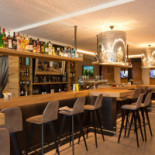 The Grill House Dentro